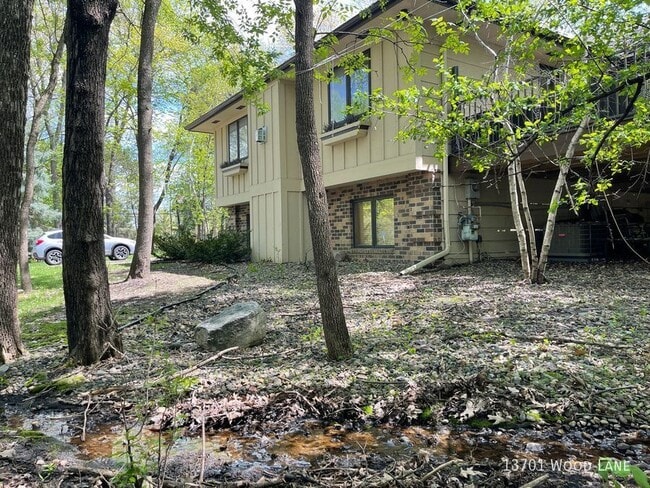 Building Photo - 13701 Wood Ln