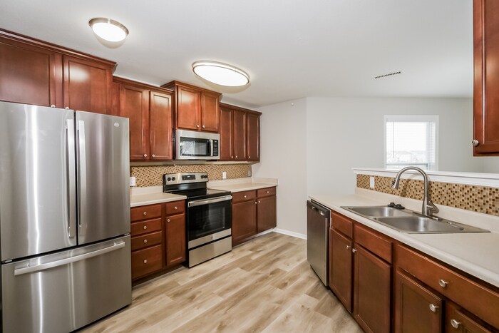 Building Photo - 9568 W Quarter Moon Dr