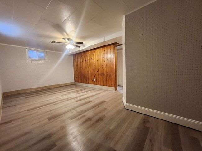 Building Photo - Stylish 2BR w/ LVP Flooring & Fenced Yard on Filmore Street! | Includes Utilities | Move-In Speci...