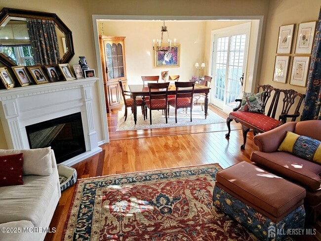 Building Photo - 663 Yorktown Ln