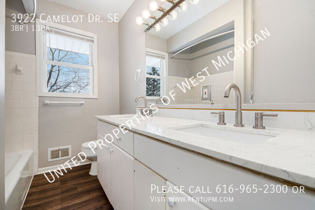 Building Photo - Available Now | 3 Bedroom 1.5 Bath Duplex ...