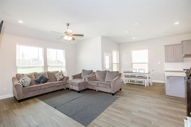 Building Photo - 4924 Dewy Rose Ln