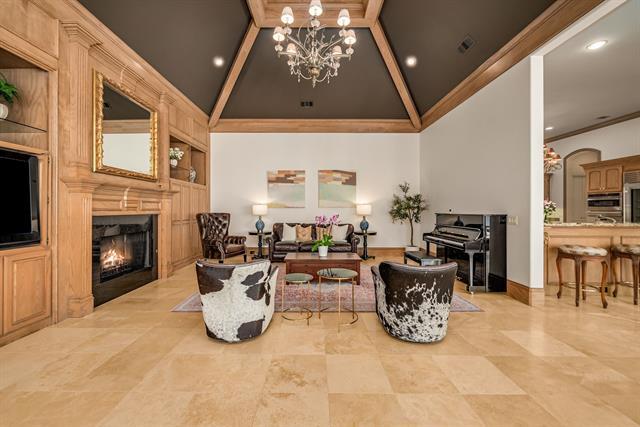 Building Photo - 6049 Arrowhead Dr