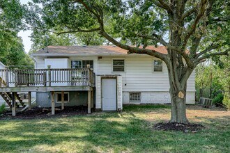 Building Photo - Charming 3-Bedroom Omaha Home with Finishe...