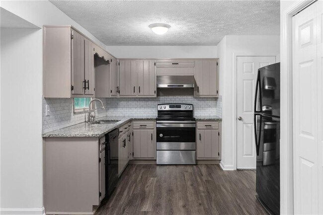 Building Photo - 1285 Coronada Dr