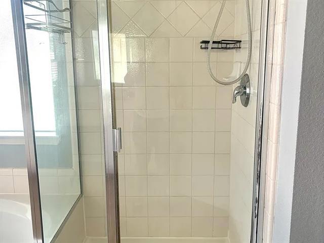 Building Photo - 100 Morel Dr