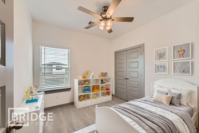 Building Photo - WESTON-33171 Oak Heights Pl, Magnolia, TX ...
