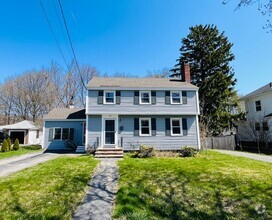 Building Photo - Charming Single Family Home