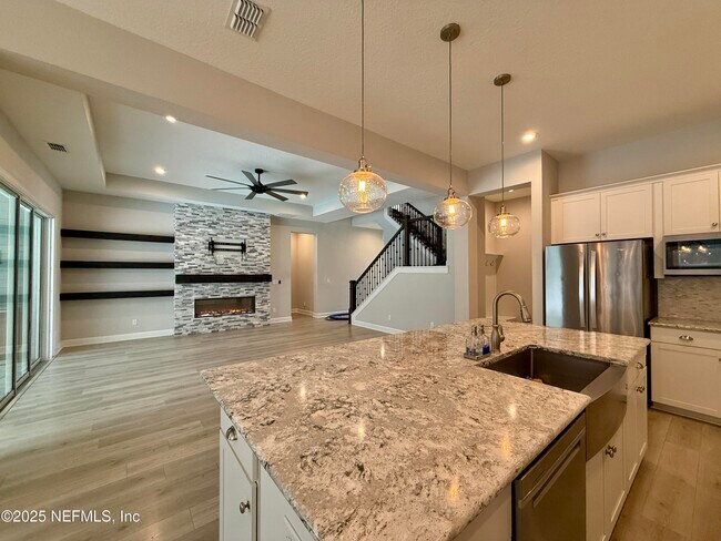 Building Photo - 505 Windwalker Dr