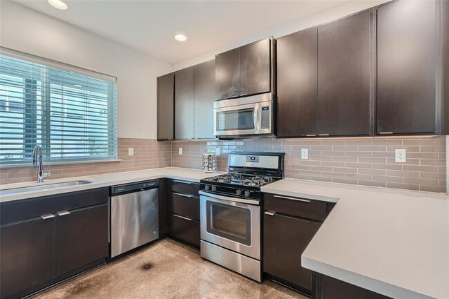 Building Photo - 301 W Stassney Ln