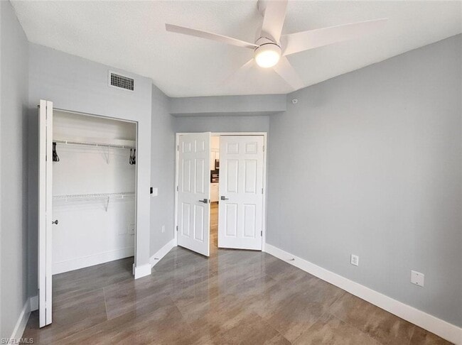 Building Photo - 1235 Reserve Way