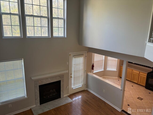 Building Photo - 131 Murray Dr