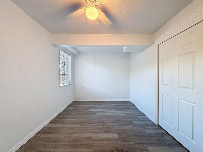 Building Photo - 650 East Harbor Dr S