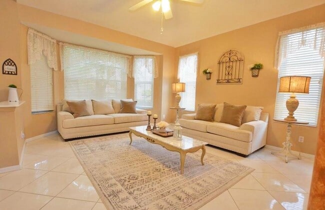 Building Photo - ***MOTIVATED LANDLORD***WONDERFUL ANNUAL 3...