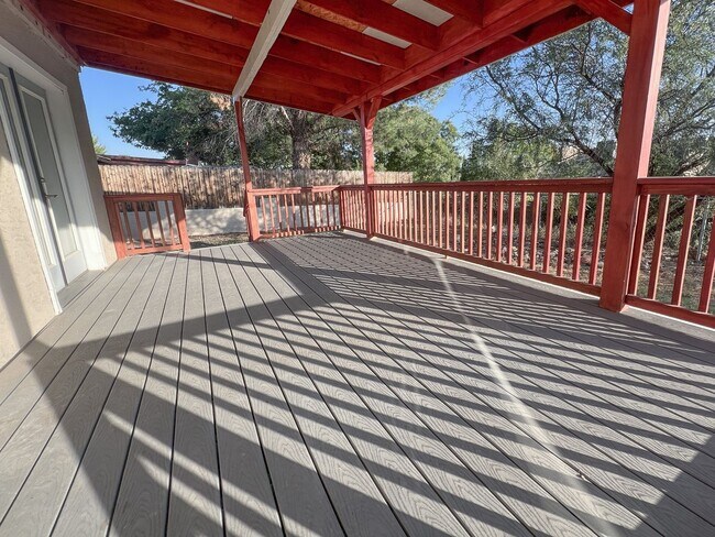 Building Photo - HOUSE - COTTONWOOD – VERDE VILLAGE