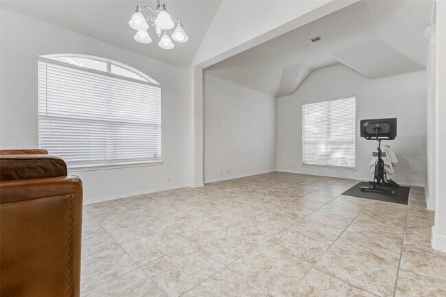 Building Photo - 25702 Caddo Passway