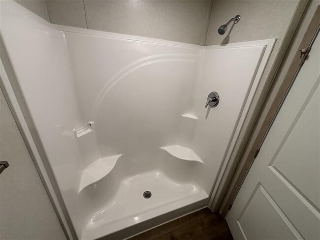 Building Photo - 36 Grant St