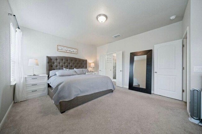 Building Photo - IMPRESSIVE 4 BD/3 BA HOME FOR RENT IN CYPR...