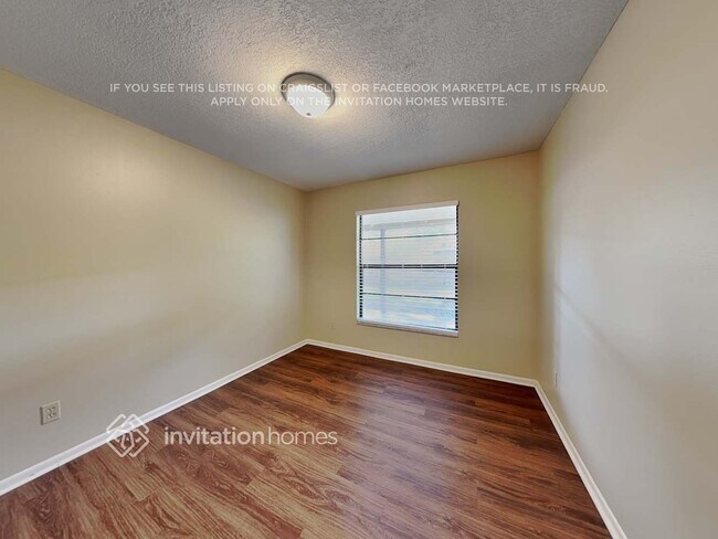 Building Photo - 1043 Burnett St