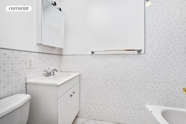 Building Photo - 337 61st St