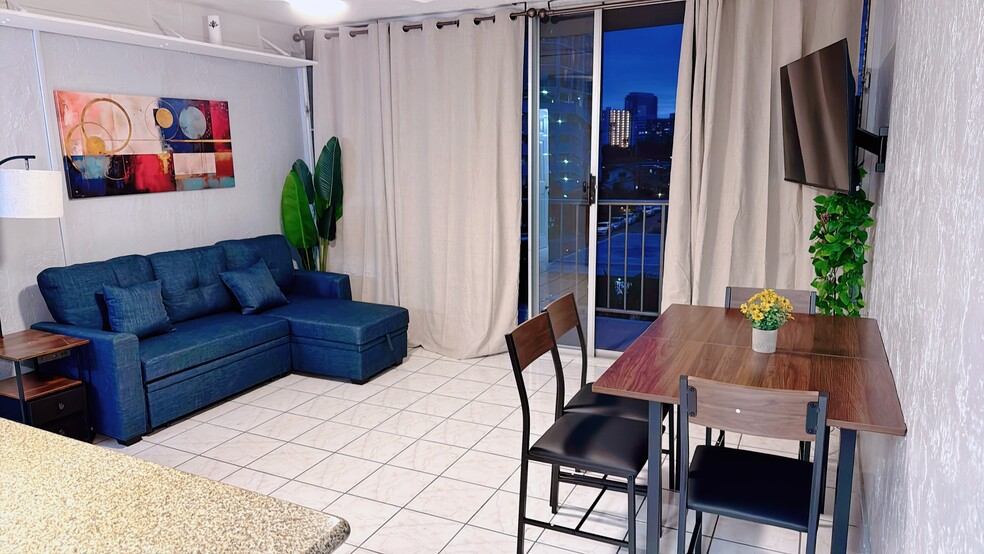 Building Photo - 778 Wiliwili St