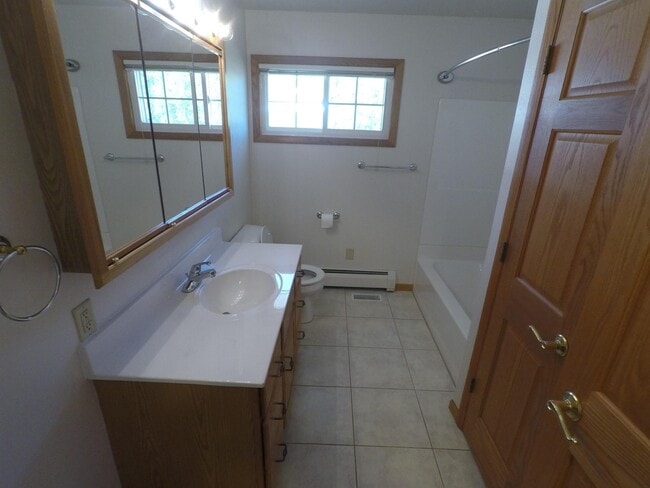 Building Photo - 3035 Martin Rd