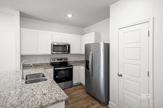 Building Photo - 25806 Pollard Rd