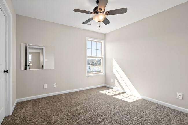Building Photo - 205 Elwell Rd