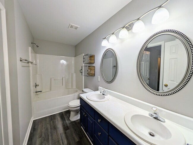 Building Photo - 5804 Neuse Wood Dr