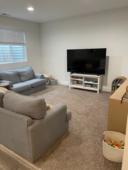 Building Photo - 3890 W Young Lucerne Cir