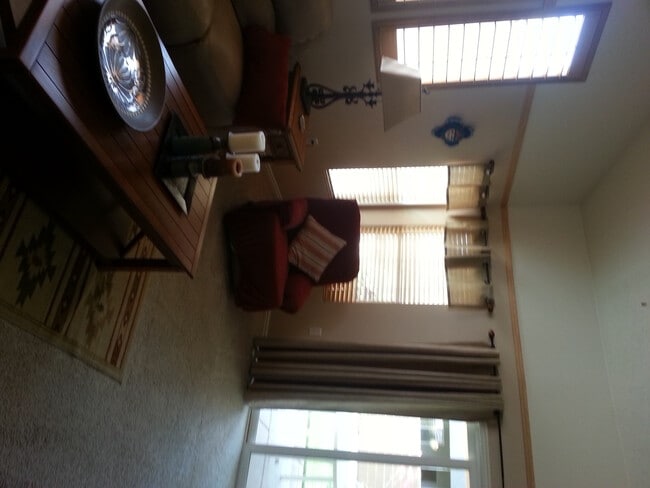 Building Photo - Sun River 2 Bedroom 2 Bath
