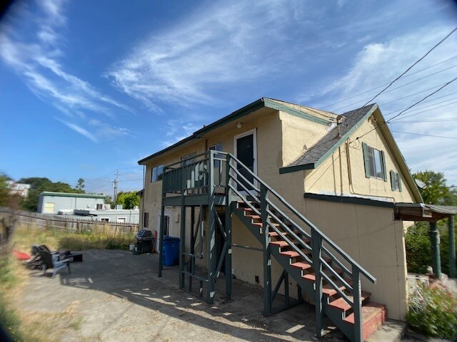 Building Photo - 2267 Petaluma Blvd N