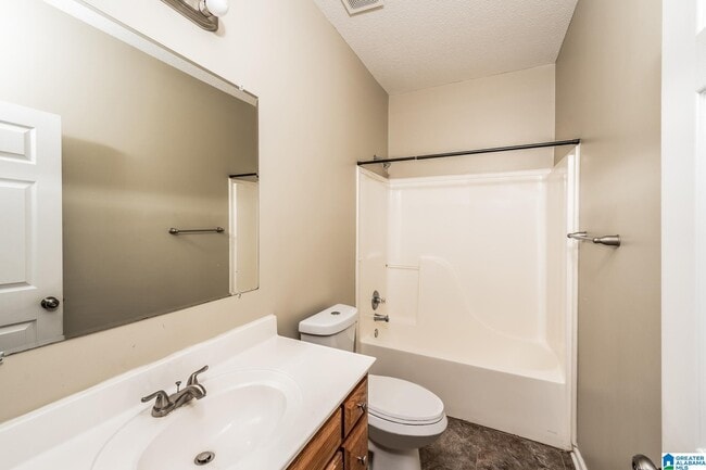 Building Photo - 209 Ashford Dr