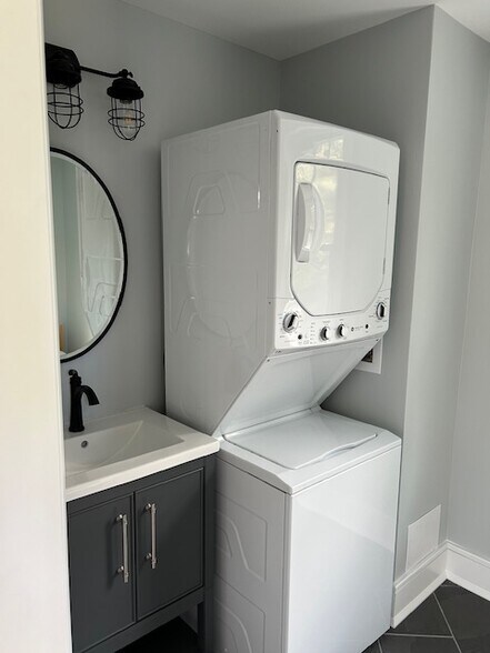 Building Photo - 70 Atlantic Ave