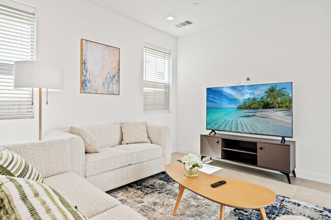 Building Photo - Turnkey Furnished 4BR Home in Palm Desert ...