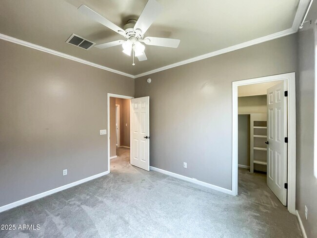 Building Photo - 3829 E Morelos St