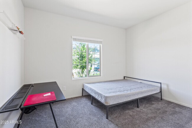 Building Photo - 24559 W Flores Dr
