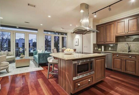 Building Photo - 1419 Montrose-310.71