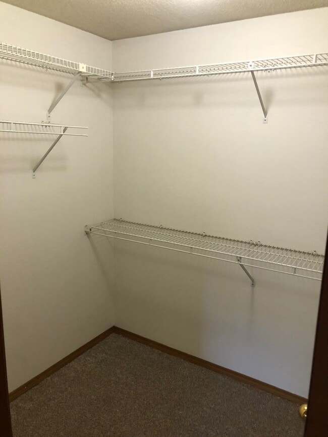 Building Photo - 3911 NW 166th Dr