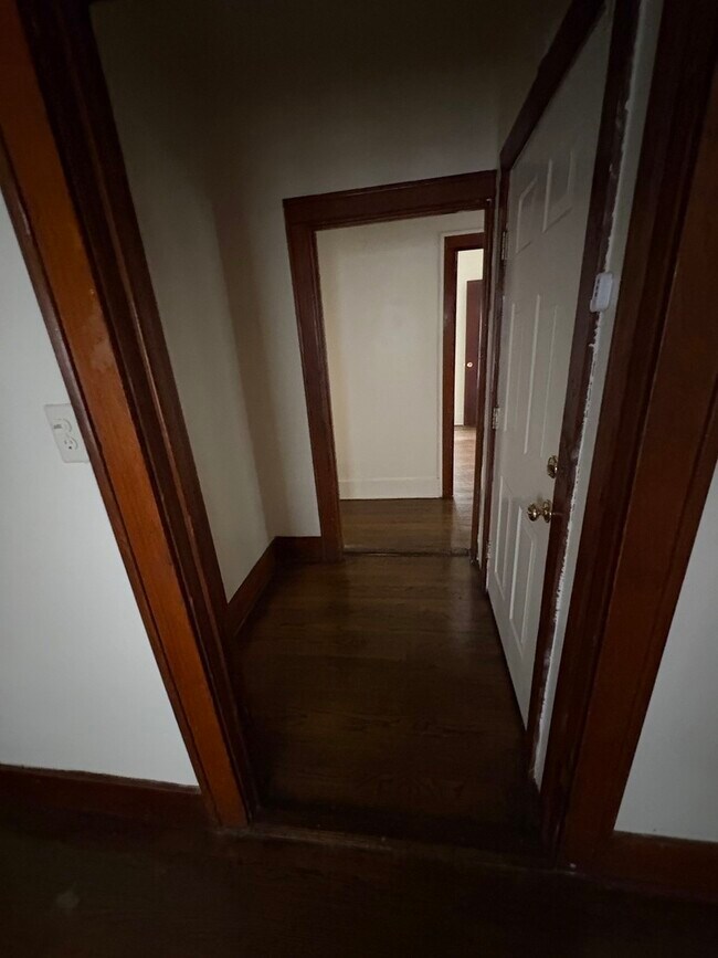 Building Photo - 83 W 15th St