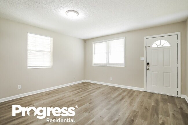 Building Photo - 6227 Pine Summit Dr