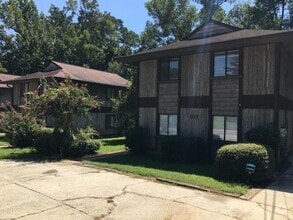 Building Photo - 917A Flythe Dr