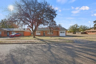 Building Photo - 5217 45th St