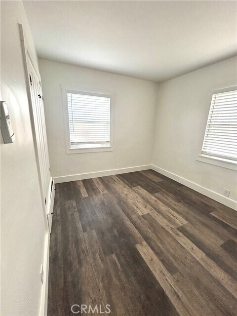 Building Photo - 6623 La Luna Ave
