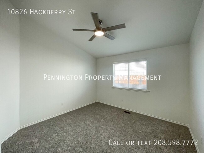 Building Photo - 10826 Hackberry St