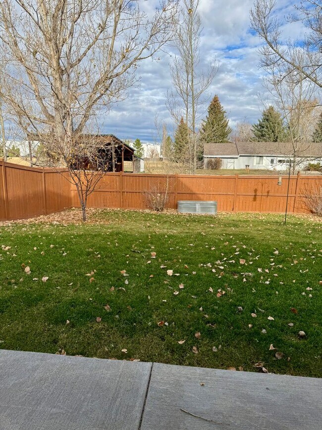 Building Photo - Chic & Comfortable 3-Bed Home in Bozeman’s King Arthur Park