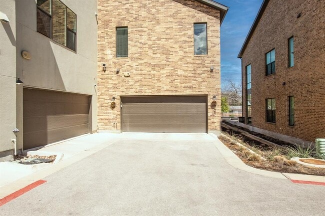 Building Photo - 4508 Progress St
