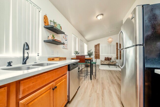 Building Photo - 61809 Valley View Cir