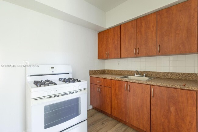 Building Photo - 26701 SW 137th Ave