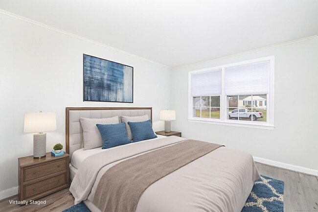 Building Photo - 92 Indian Hill Rd